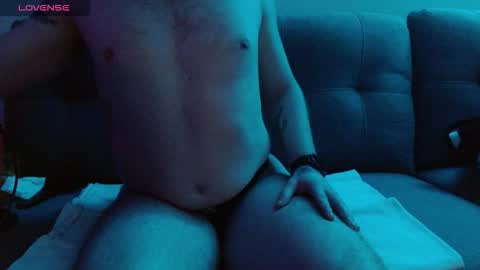 Bobby English online show from October 27, 6:39 am