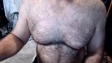 Snapshot of bobbyhill27b chatting on June 7, 1:48 pm BobbyHill27b online show from June 7, 1:48 pm