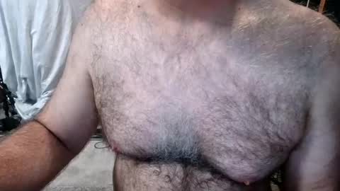 Snapshot of bobbyhill27b chatting on July 17, 2:07 am BobbyHill27b online show from July 17, 2:07 am