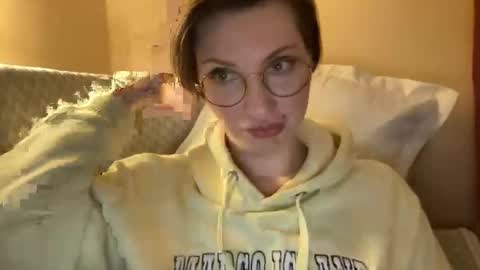Snapshot of bobwig4 chatting on December 28, 11:16 pm Tips prfr 11-55-111 tok online show from December 28, 11:16 pm