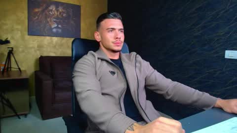 BodhiHayes online show from April 24, 6:38 am