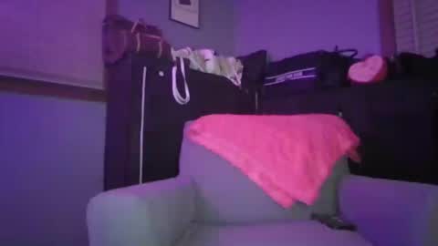 milf online show from July 22, 3:31 am
