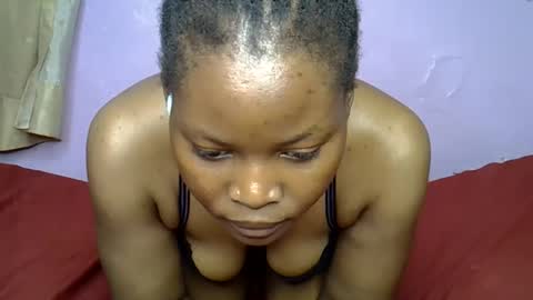 Snapshot of body_desire1 chatting on December 14, 7:58 am body_desire1 online show from December 14, 7:58 am