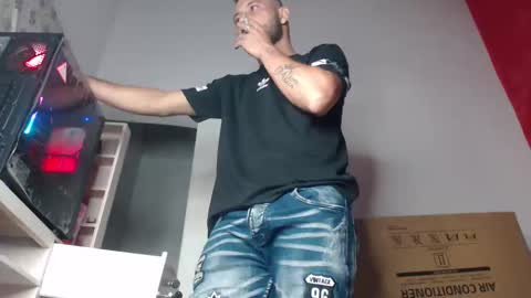 body xxx online show from September 19, 10:05 am