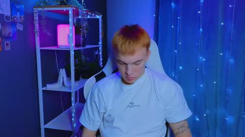 Snapshot of boicute chatting on February 7, 12:50 pm ALEXPVT IS OPEN online show from February 7, 12:50 pm