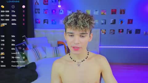 Snapshot of boicute chatting on February 23, 9:26 pm ALEXPVT IS OPEN online show from February 23, 9:26 pm