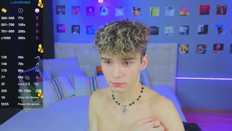 Snapshot of boicute chatting on February 24, 12:30 am ALEXPVT IS OPEN online show from February 24, 12:30 am