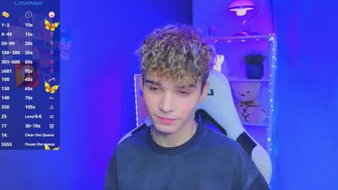 Snapshot of boicute chatting on February 27, 6:09 pm ALEXPVT IS OPEN online show from February 27, 6:09 pm