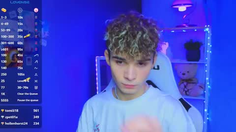 Snapshot of boicute chatting on February 28, 6:09 pm ALEXPVT IS OPEN online show from February 28, 6:09 pm