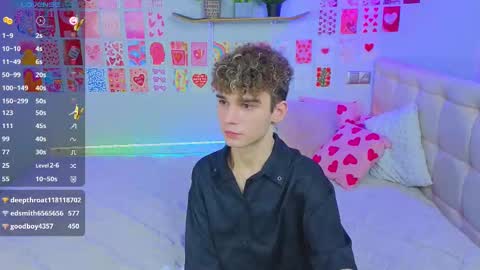 Snapshot of boicute chatting on March 3, 1:21 am ALEXPVT IS OPEN online show from March 3, 1:21 am