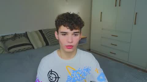 Snapshot of boicute chatting on October 6, 6:55 am ALEXPVT IS OPEN online show from October 6, 6:55 am