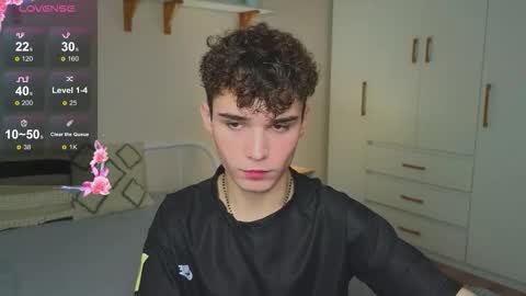 Snapshot of boicute chatting on October 10, 3:27 am ALEXPVT IS OPEN online show from October 10, 3:27 am