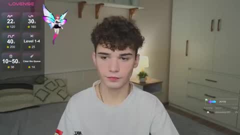 Snapshot of boicute chatting on October 12, 4:00 am ALEXPVT IS OPEN online show from October 12, 4:00 am