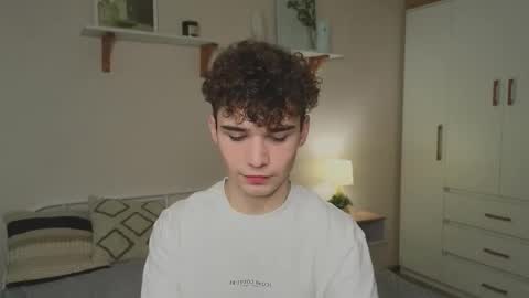 Snapshot of boicute chatting on October 13, 6:46 am ALEXPVT IS OPEN online show from October 13, 6:46 am