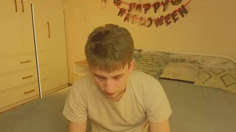 Snapshot of boicute chatting on October 29, 6:04 am ALEXPVT IS OPEN online show from October 29, 6:04 am