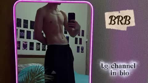 Snapshot of boicute chatting on November 3, 10:38 am ALEXPVT IS OPEN online show from November 3, 10:38 am