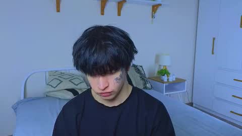 Snapshot of boicute chatting on November 18, 5:12 am ALEXPVT IS OPEN online show from November 18, 5:12 am