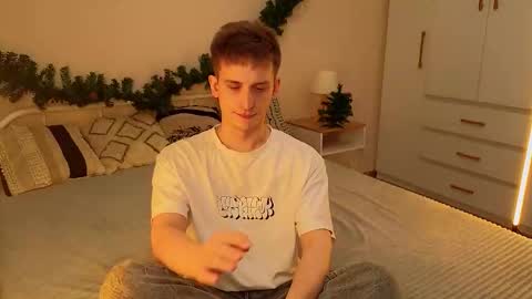 Snapshot of boicute chatting on December 2, 1:39 pm ALEXPVT IS OPEN online show from December 2, 1:39 pm