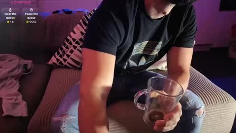 boiteasex online show from April 24, 5:43 am