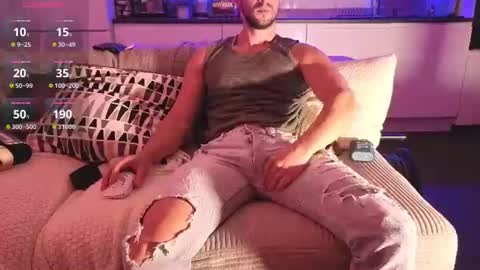 Snapshot of boiteasex chatting on July 7, 5:32 am boiteasex online show from July 7, 5:32 am