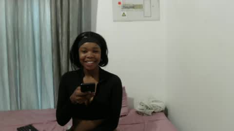 Snapshot of boitylips chatting on June 12, 5:39 am boitylips online show from June 12, 5:39 am