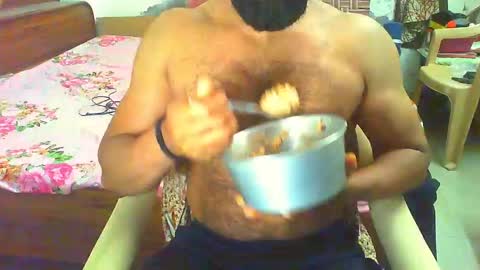 Snapshot of boldinddude chatting on June 6, 12:21 pm Chris B online show from June 6, 12:21 pm