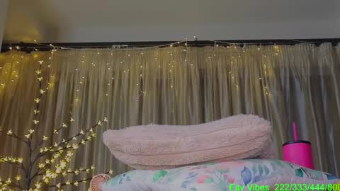 Snapshot of bomb_ass88 chatting on September 28, 11:10 pm Bomb Ass online show from September 28, 11:10 pm