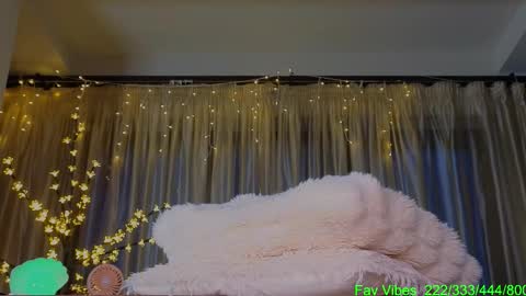 Snapshot of bomb_ass88 chatting on November 17, 3:07 pm Bomb Ass online show from November 17, 3:07 pm