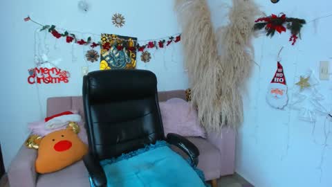  Salma Independent Model online show from December 13, 7:53 pm