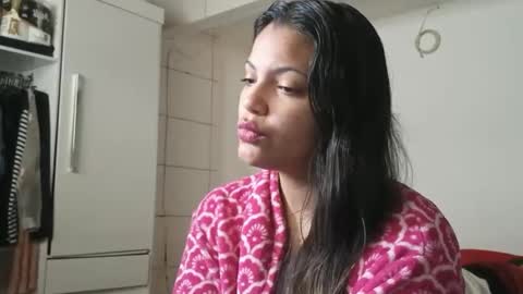 Snapshot of bombomepimenta chatting on December 9, 12:19 pm bombomepimenta online show from December 9, 12:19 pm