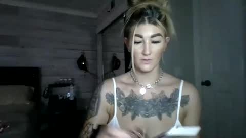 bombshellbaddieoc online show from September 11, 4:56 am