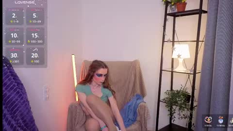 Karen online show from April 17, 4:32 pm