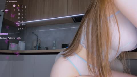 Olly online show from December 15, 9:45 am