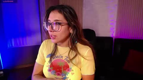 bonnali_lune online show from July 23, 4:32 am