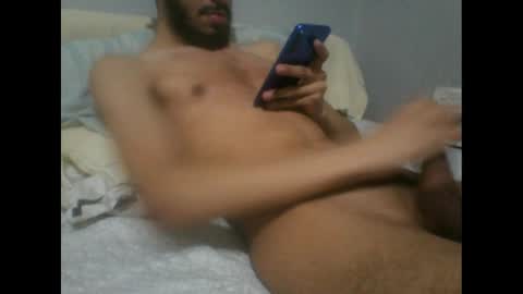 Snapshot of bonnie_021 chatting on December 18, 4:42 am bonnie_021 online show from December 18, 4:42 am