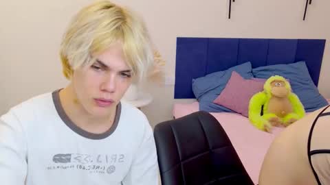 Snapshot of bonnie_and_c1yde chatting on September 13, 5:13 pm Jessy Mark online show from September 13, 5:13 pm