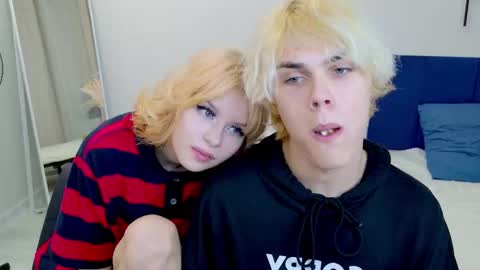 Snapshot of bonnie_and_c1yde chatting on September 21, 5:03 pm Jessy Mark online show from September 21, 5:03 pm