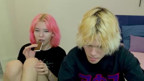 Snapshot of bonnie_and_c1yde chatting on October 22, 5:13 pm Jessy Mark online show from October 22, 5:13 pm