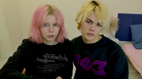 Snapshot of bonnie_and_c1yde chatting on November 4, 5:12 pm Jessy Mark online show from November 4, 5:12 pm