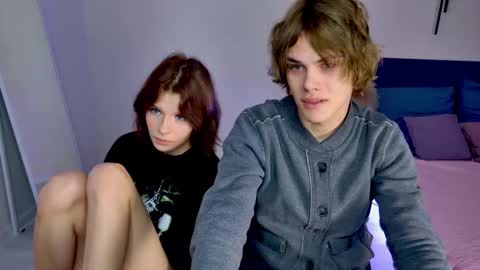 Snapshot of bonnie_and_c1yde chatting on November 24, 5:12 pm Jessy Mark online show from November 24, 5:12 pm