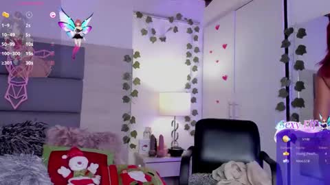 Snapshot of bonnie_anderson chatting on December 10, 11:30 pm Bonnie Anderson online show from December 10, 11:30 pm