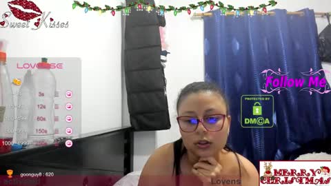 Snapshot of bonnie_lam_ chatting on December 16, 1:21 am bonnie lam hello welcome to my room I hope you have fun and you can reach your maximum pleasure here with me online show from December 16, 1:21 am