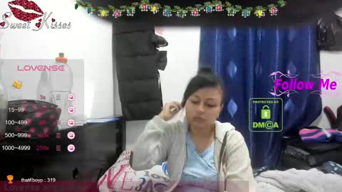 Snapshot of bonnie_lam_ chatting on January 6, 3:31 am bonnie lam hello welcome to my room I hope you have fun and you can reach your maximum pleasure here with me online show from January 6, 3:31 am
