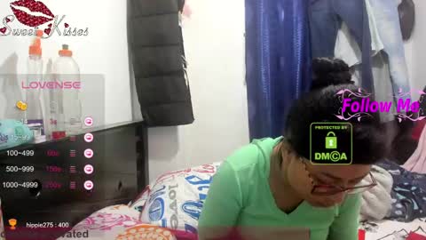 Snapshot of bonnie_lam_ chatting on January 27, 3:58 am bonnie lam hello welcome to my room I hope you have fun and you can reach your maximum pleasure here with me online show from January 27, 3:58 am