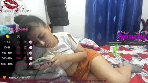 Snapshot of bonnie_lam_ chatting on January 28, 2:32 am bonnie lam hello welcome to my room I hope you have fun and you can reach your maximum pleasure here with me online show from January 28, 2:32 am