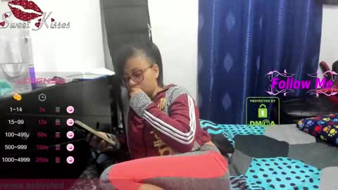 Snapshot of bonnie_lam_ chatting on February 14, 3:22 am bonnie lam hello welcome to my room I hope you have fun and you can reach your maximum pleasure here with me online show from February 14, 3:22 am