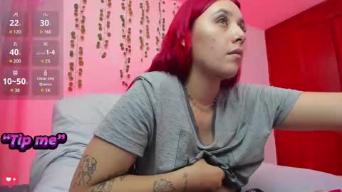 Bonnie Help me reach 500 likes online show from February 18, 12:48 am