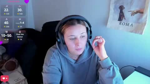 Bonnie Help me reach 500 likes online show from April 21, 6:34 pm