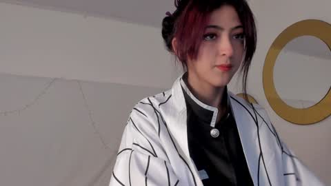   online show from December 29, 12:01 pm