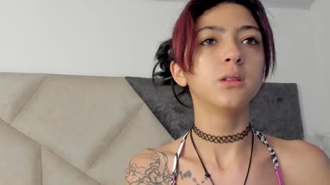   online show from January 5, 11:37 am